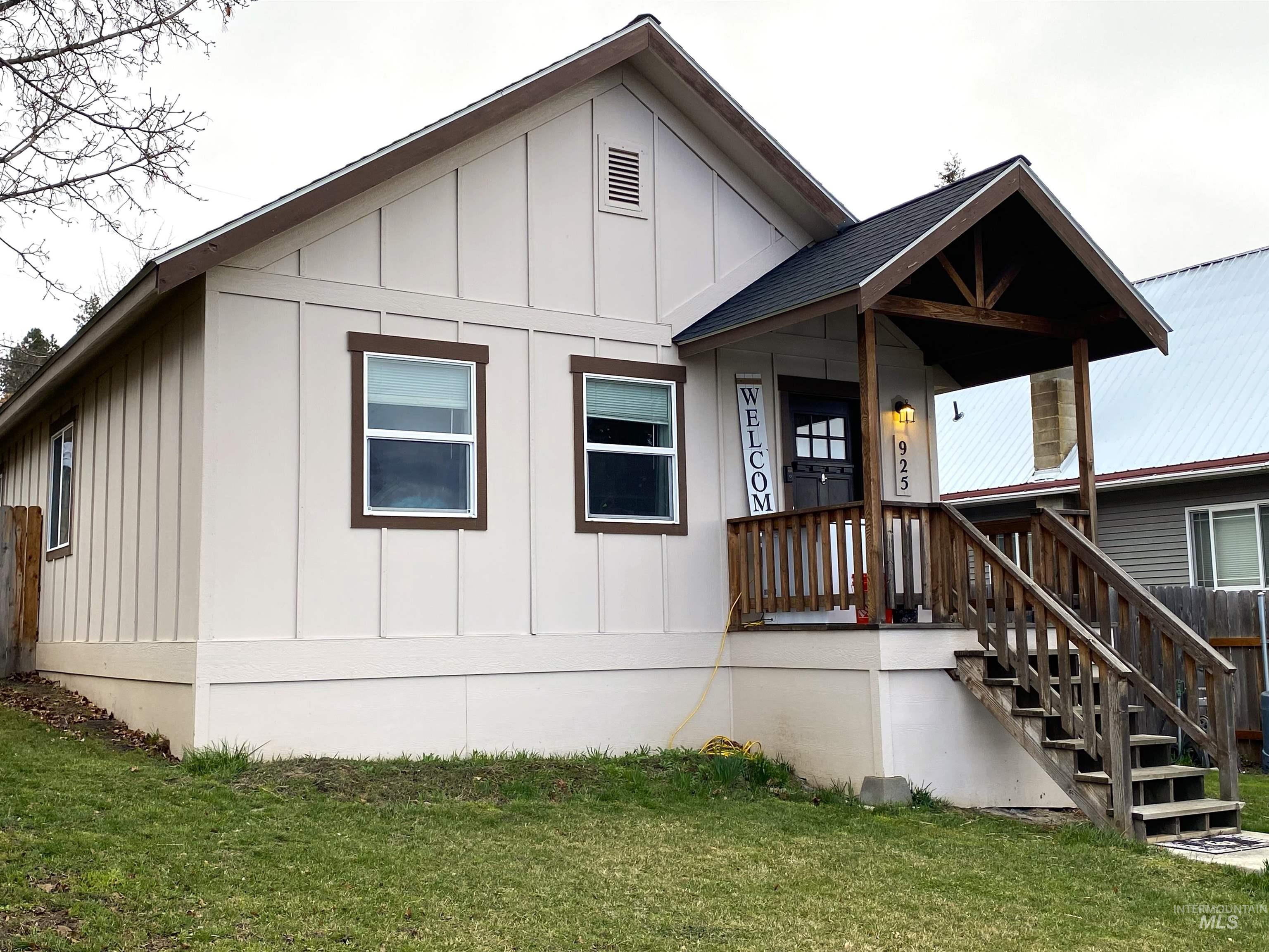 925 Pine Street Potlatch, ID 83855 - Photo 2 of 45