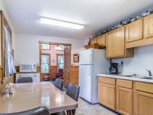 9484 Country Club Road, Unit 7 Minocqua, WI 54548 - Photo 14 of 19 Gallery Image 14