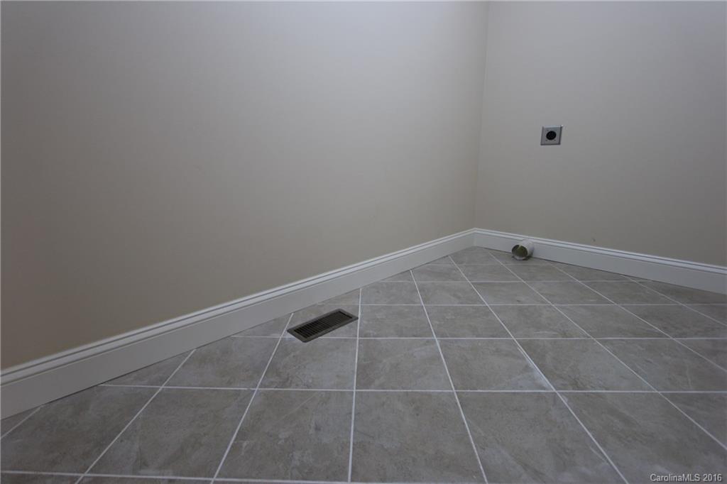 97 Jordan Road Brevard, NC 28712 - Photo 12 of 24 Gallery Image 12