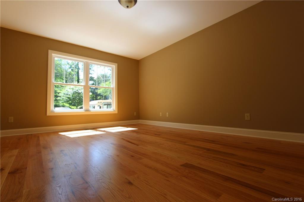 97 Jordan Road Brevard, NC 28712 - Photo 4 of 24 Gallery Image 4