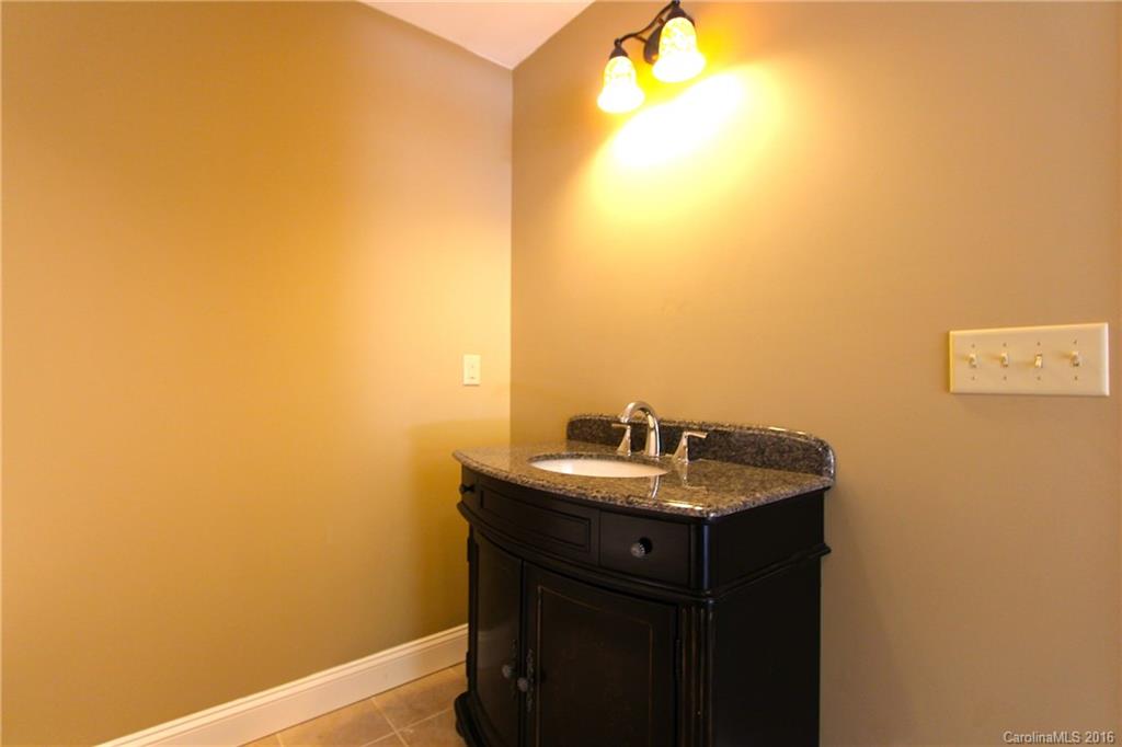97 Jordan Road Brevard, NC 28712 - Photo 5 of 24 Gallery Image 5