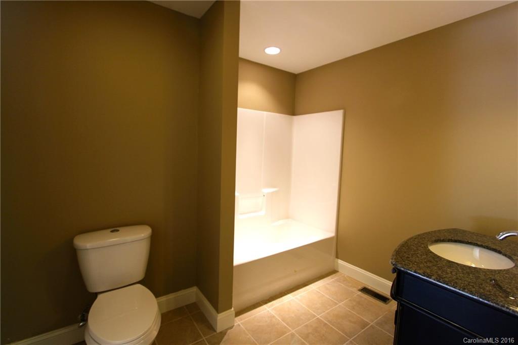 97 Jordan Road Brevard, NC 28712 - Photo 6 of 24 Gallery Image 6