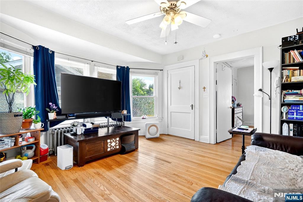 423 Closter Dock Road Closter, NJ 07624 - Photo 22 of 40