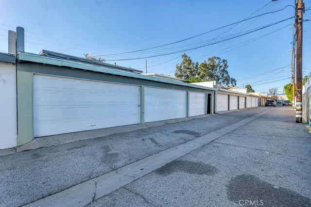 a view of a outdoor space