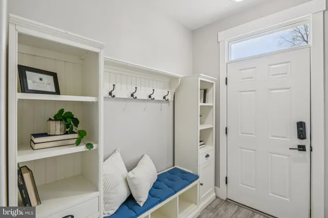 $699,000 | 3641 Beach Dr Boulevard, Edgewater, MD 21037