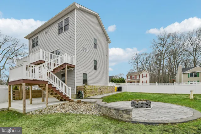 $699,000 | 3641 Beach Dr Boulevard, Edgewater, MD 21037