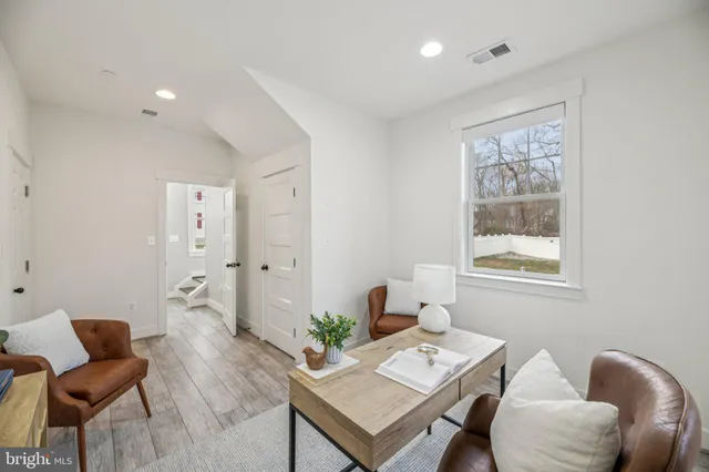 $699,000 | 3641 Beach Dr Boulevard, Edgewater, MD 21037