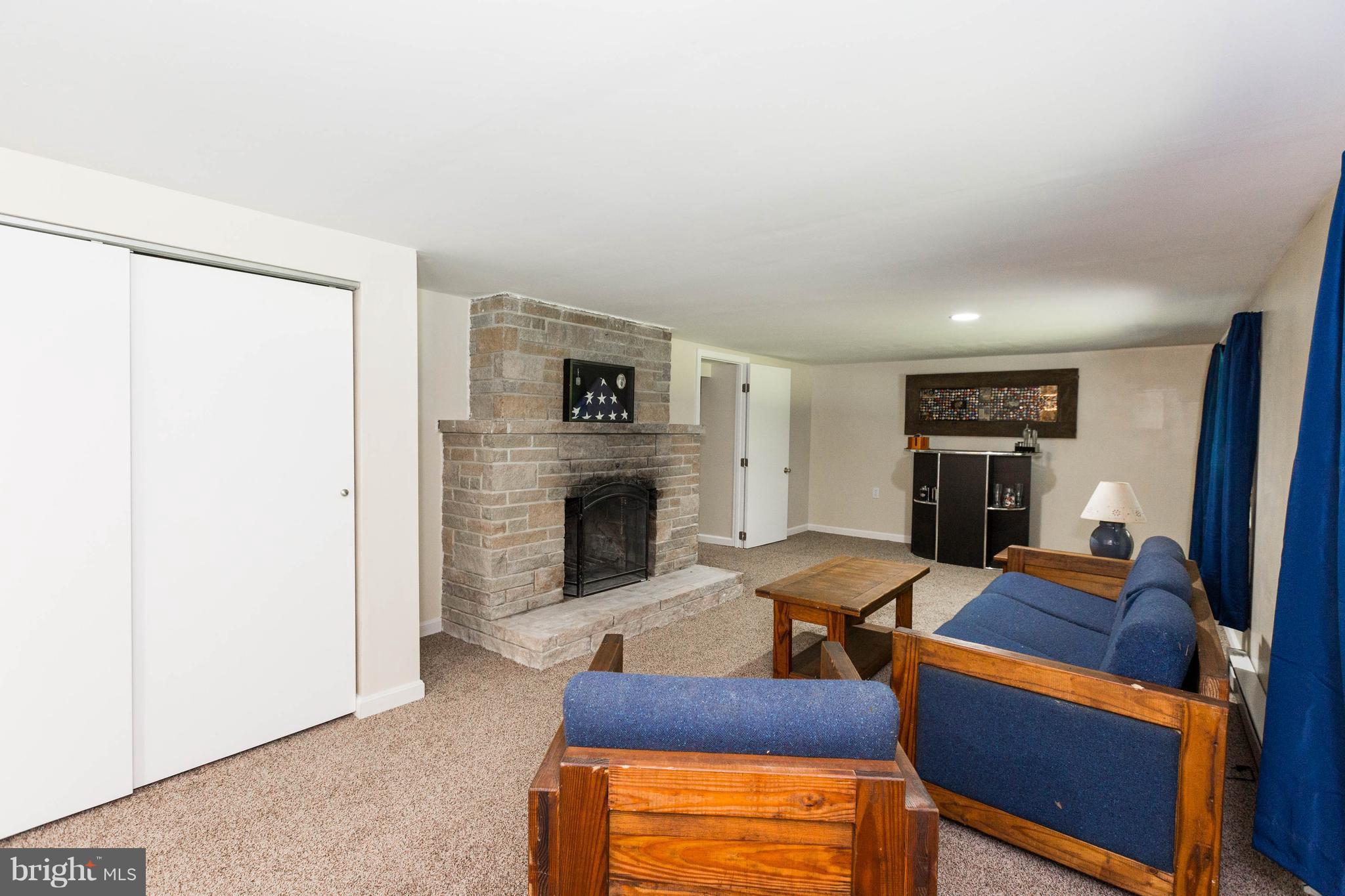 5004 Reels Mill Road Frederick, MD 21704 - Photo 21 of 30 Family/ Third Bedroom
