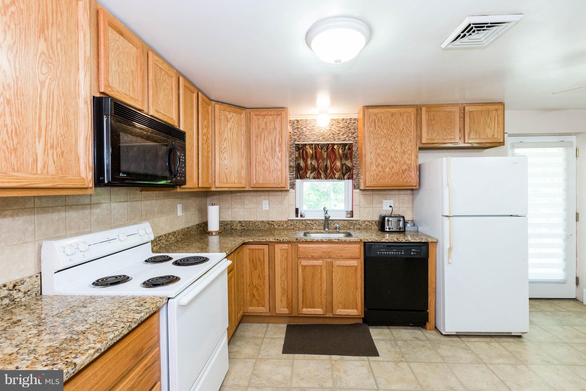 5004 Reels Mill Road Frederick, MD 21704 - Photo 8 of 30 Kitchen