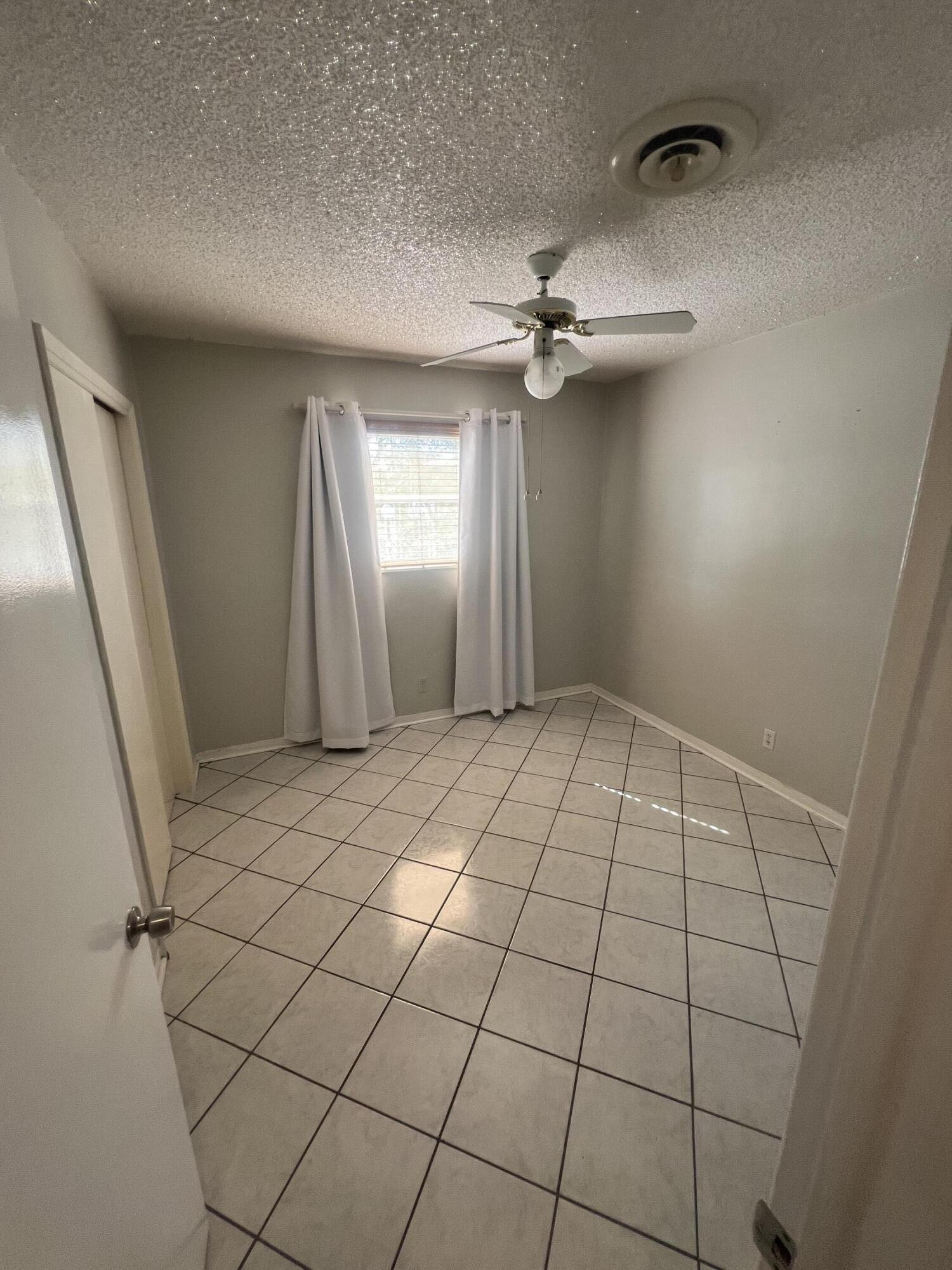 4007 Johnson Street Hollywood, FL 33021 - Photo 12 of 14 a view of an empty room