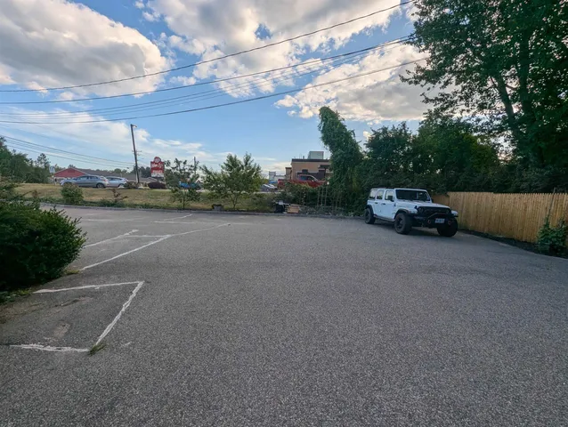 $1,795 | 1 Torr Avenue, Unit A, Rochester, NH 03867