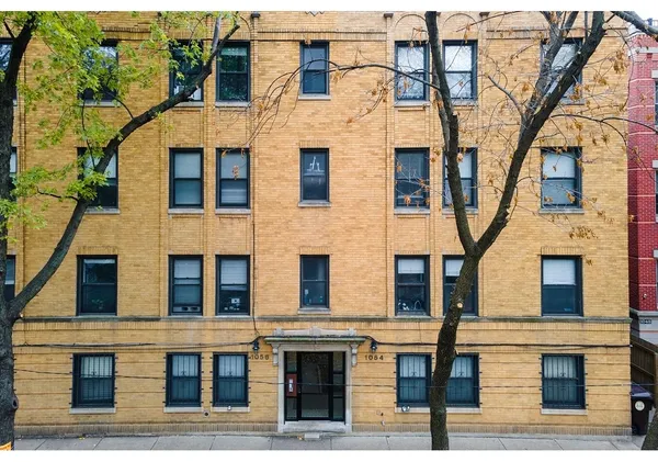 $1,775 | 1056 West Lill Avenue, Unit 1, Chicago, IL 60614