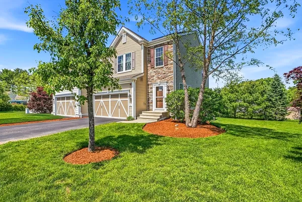 $889,900 | 11 Crispwater Way, Unit 11, Hopkinton, MA 01748