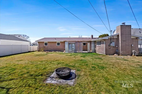 $355,000 | 1214 H Street, Rupert, ID 83350