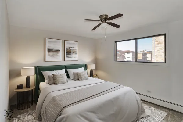 $185,000 | 6317 West 64th Place, Unit 2S, Chicago, IL 60638