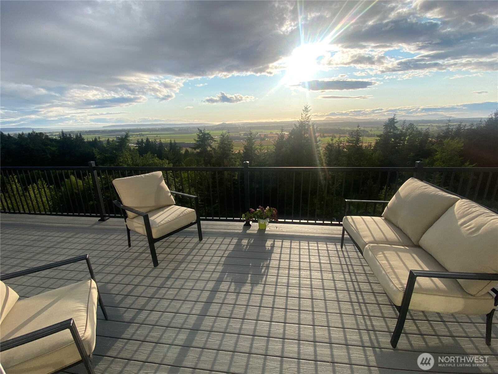 20555 Benson Ridge Mount Vernon, WA 98274 - Photo 9 of 40 a terrace with outdoor seating