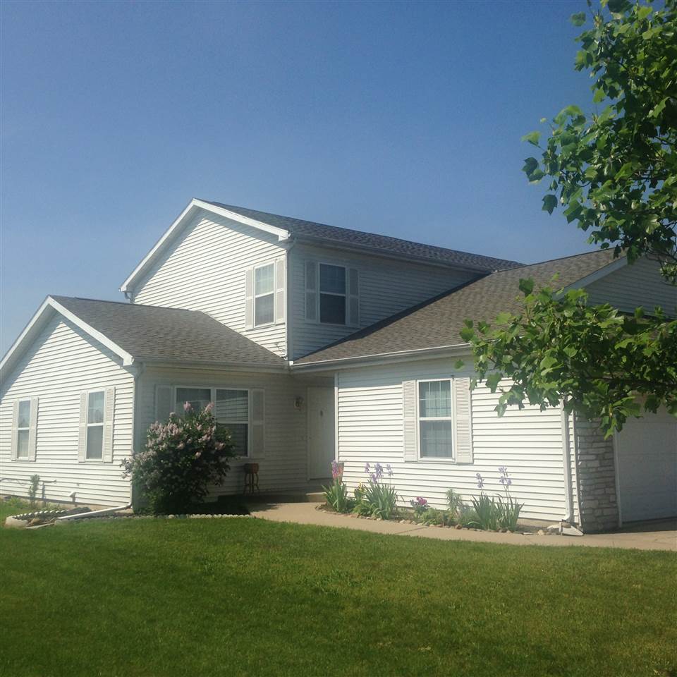 703-705 Man-Chester Drive Rochester, IN 46975 - Photo 1 of 5 Gallery Image 1
