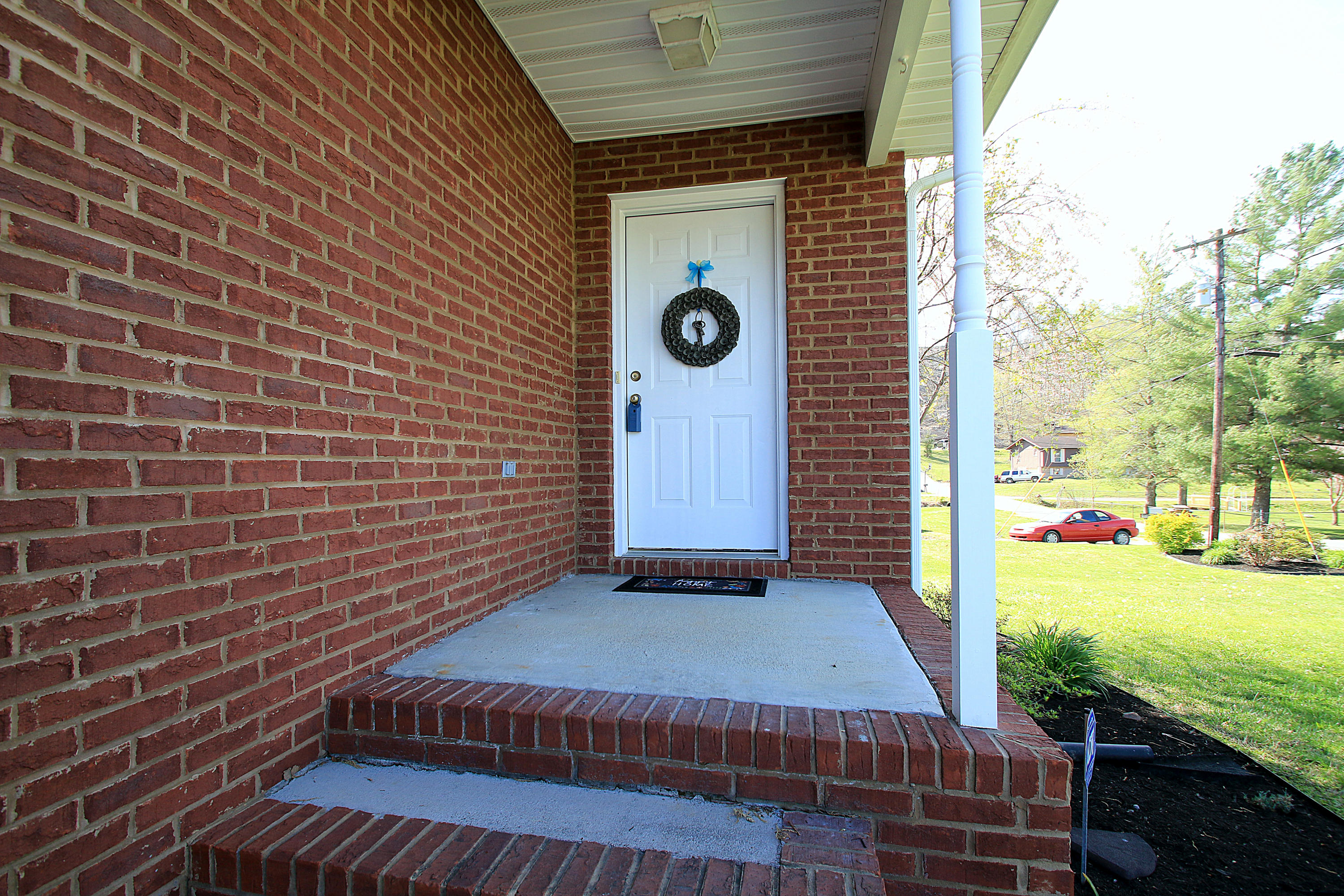 290 Green Acres Road Maynardville, TN 37807 - Photo 3 of 27 24-IMG_2888