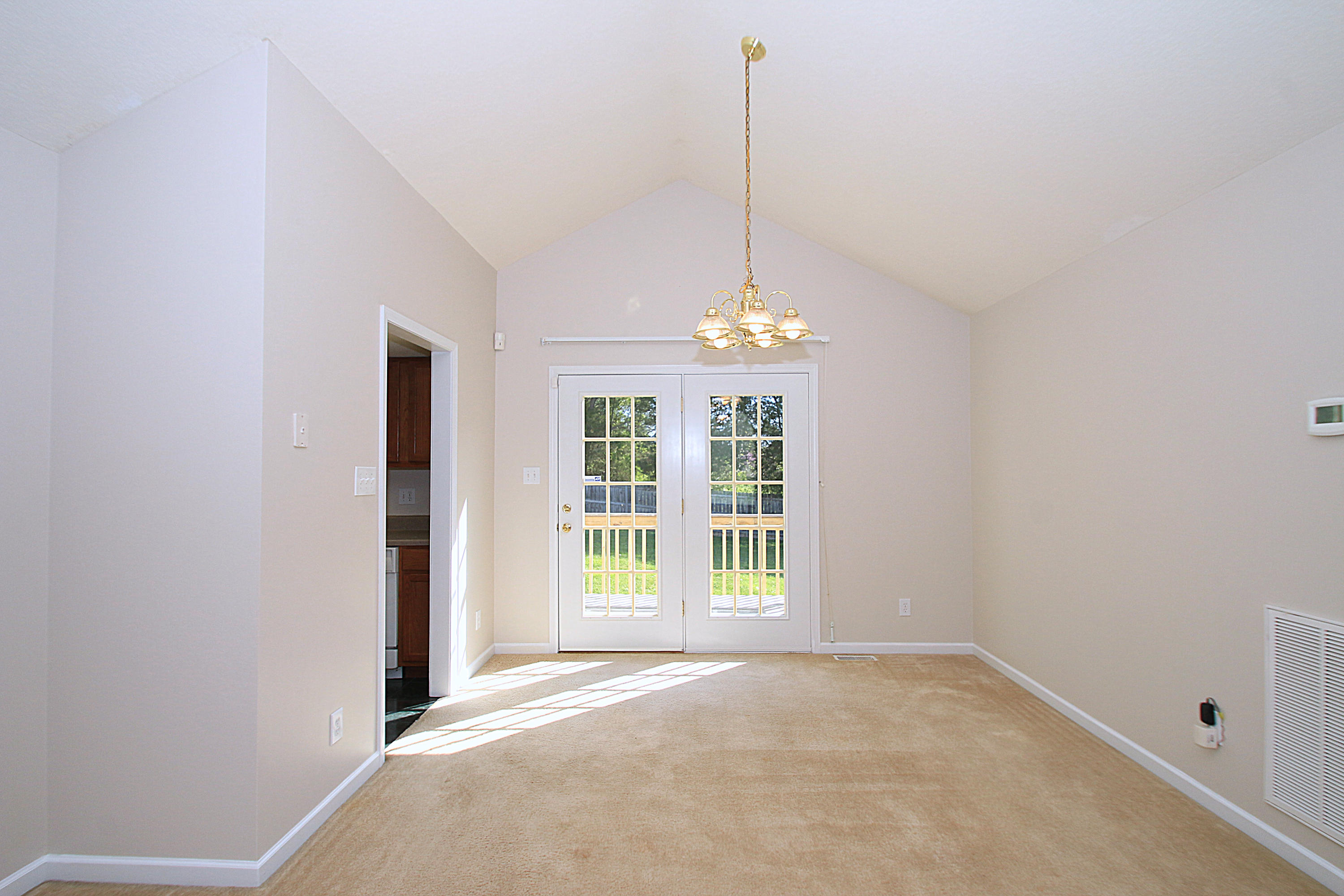 290 Green Acres Road Maynardville, TN 37807 - Photo 7 of 27 04-IMG_2852