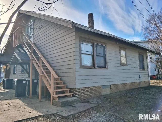 $675 | 513 West Loucks Avenue, Peoria, IL 61604