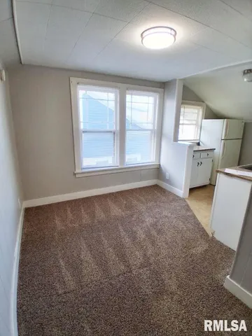 $675 | 513 West Loucks Avenue, Peoria, IL 61604