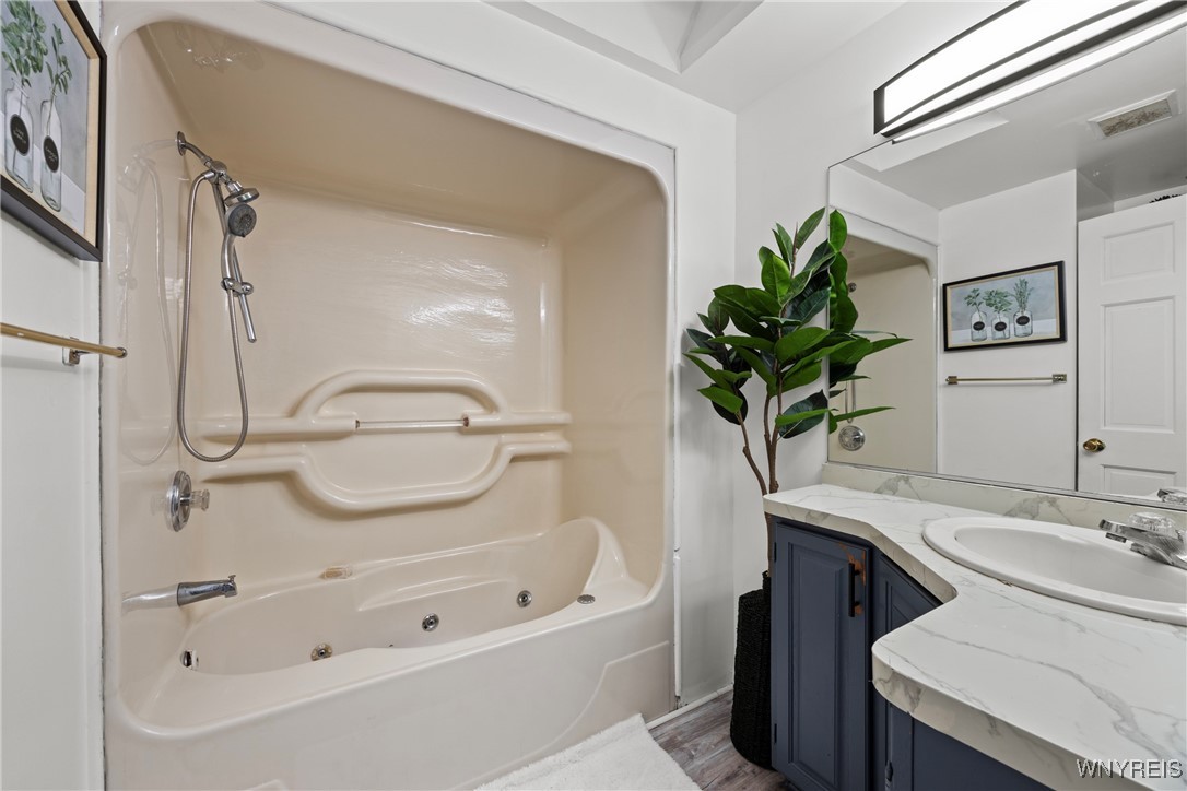 4741 Hermitage Road Niagara, NY 14305 - Photo 18 of 24