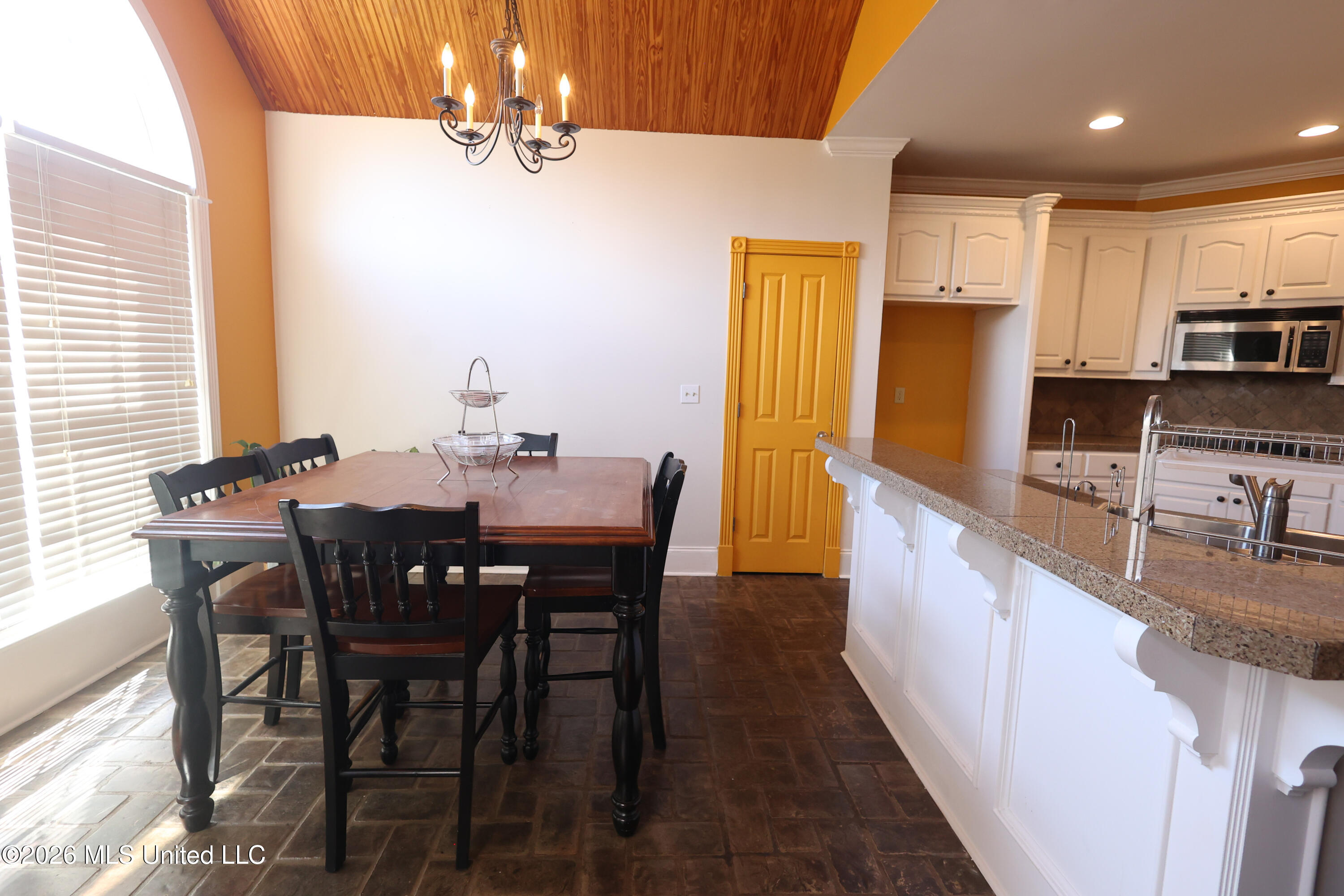 402 Provision Parkway Brandon, MS 39042 - Photo 25 of 54 eat in kitchen