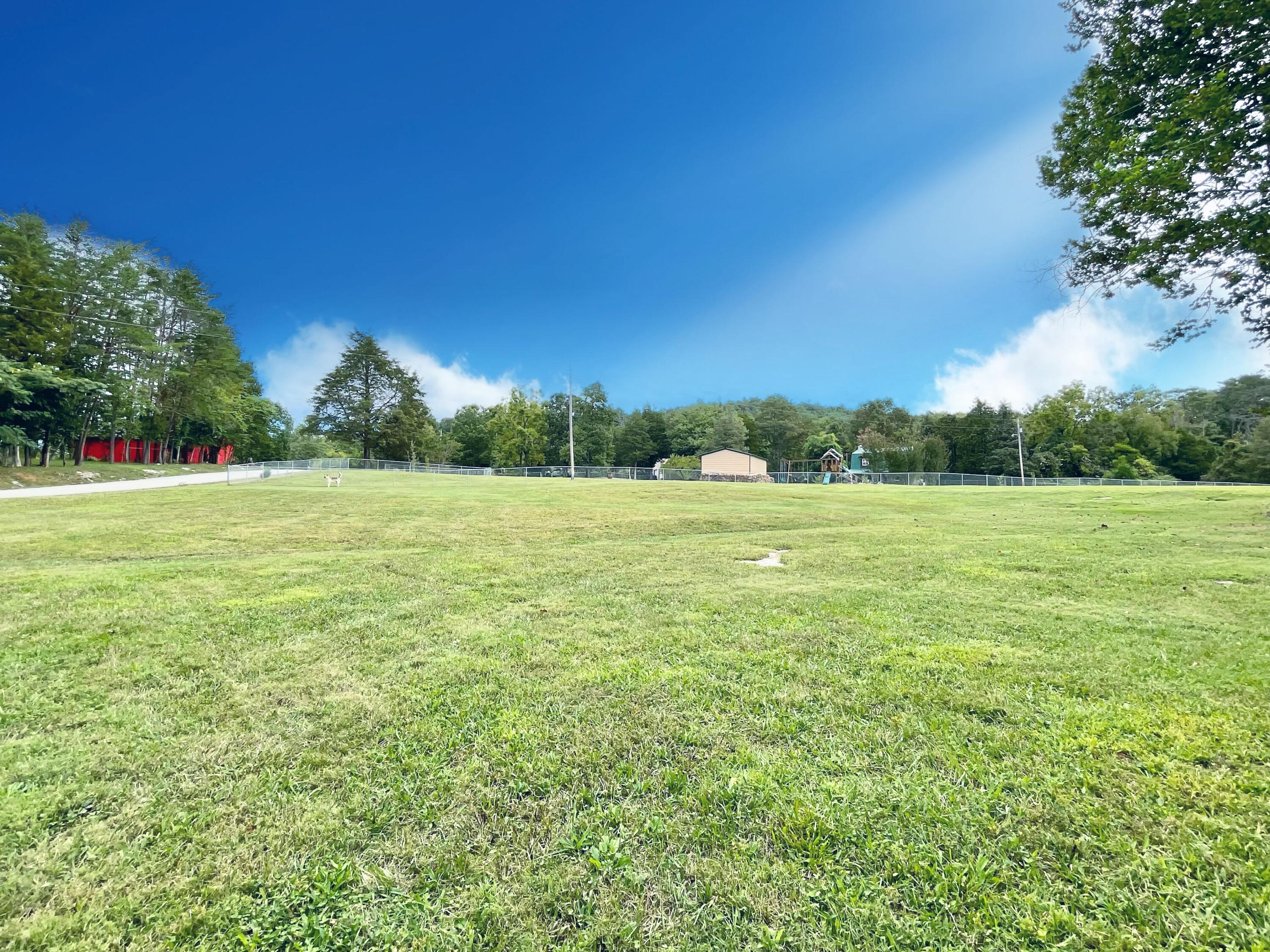 2250 Omega Park Road Somerset, KY 42501 - Photo 4 of 50 A67AAF07-A641-4147-A211-B73F0B003C83
