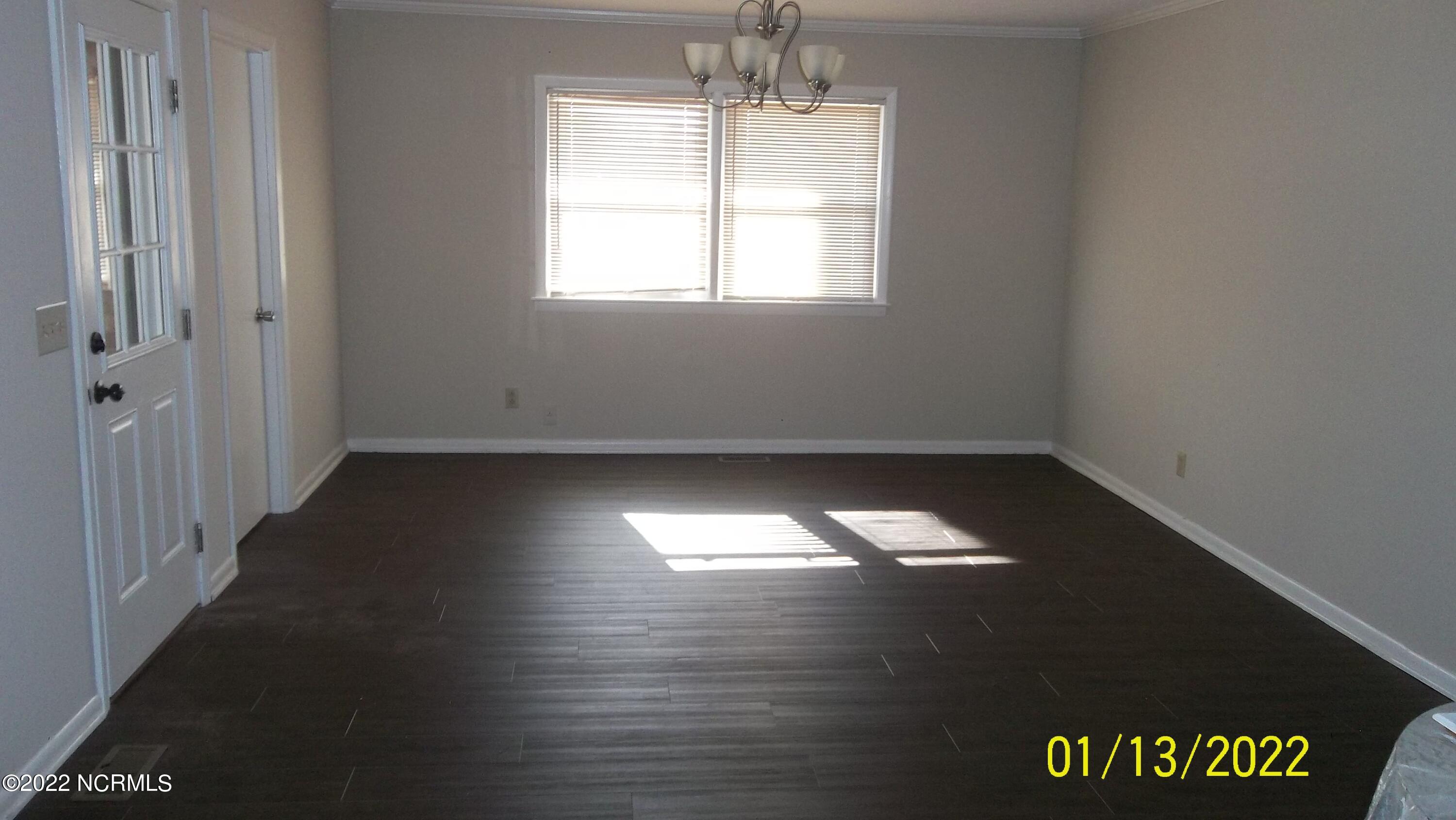 563 Mercer Road Chadbourn, NC 28431 - Photo 5 of 17 Dining area