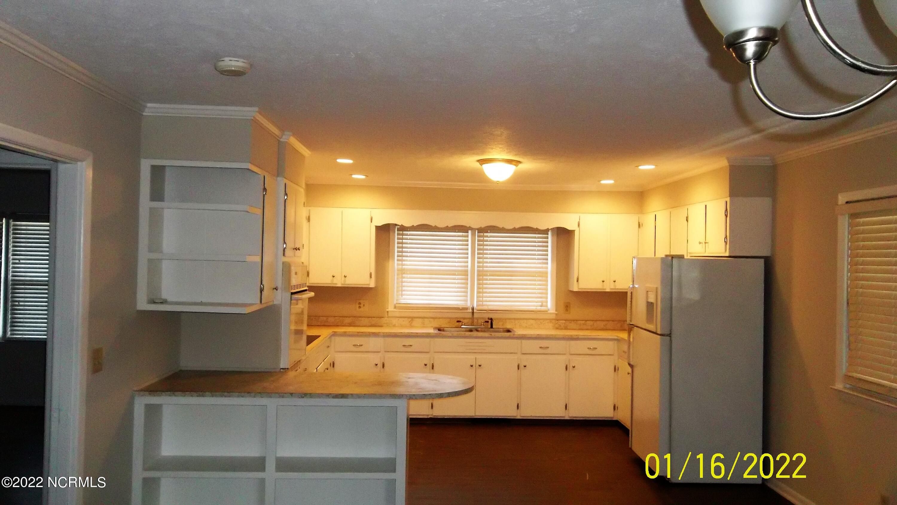 563 Mercer Road Chadbourn, NC 28431 - Photo 6 of 17 Kitchen