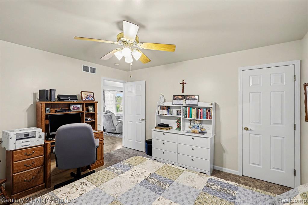 3861 5 Lakes Road Lapeer, MI 48446 - Photo 13 of 30