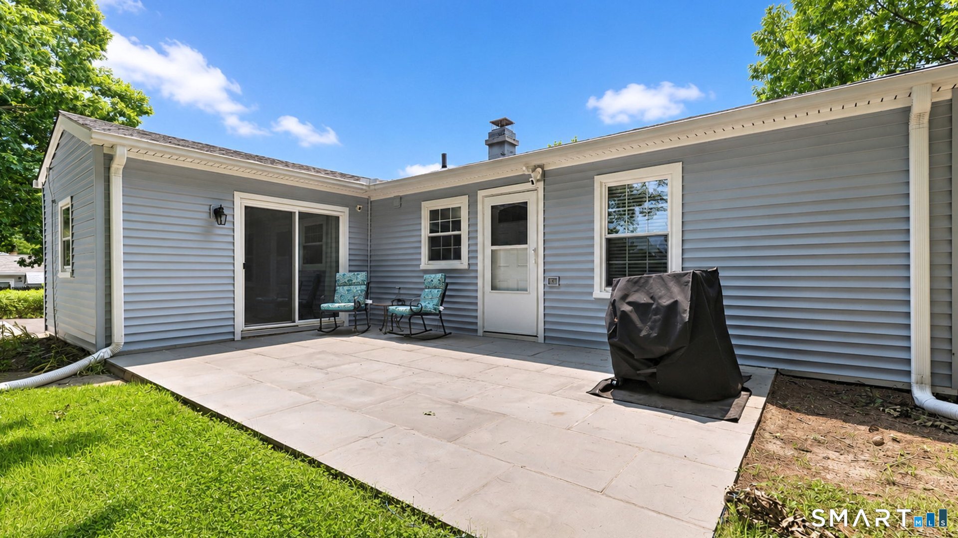 3 Fairview Street Ansonia, CT 06401 - Photo 33 of 36