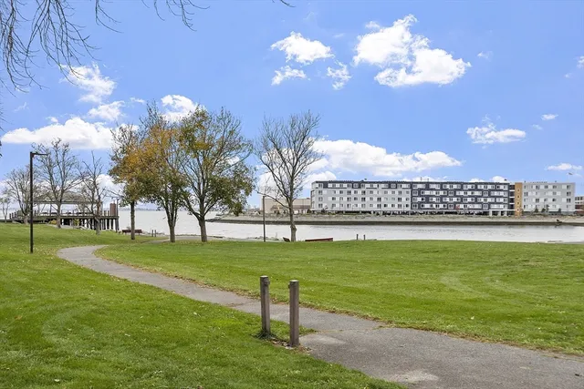 $369,900 | 154 Lynnway, Unit 205, Lynn, MA 01902