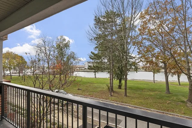 $369,900 | 154 Lynnway, Unit 205, Lynn, MA 01902