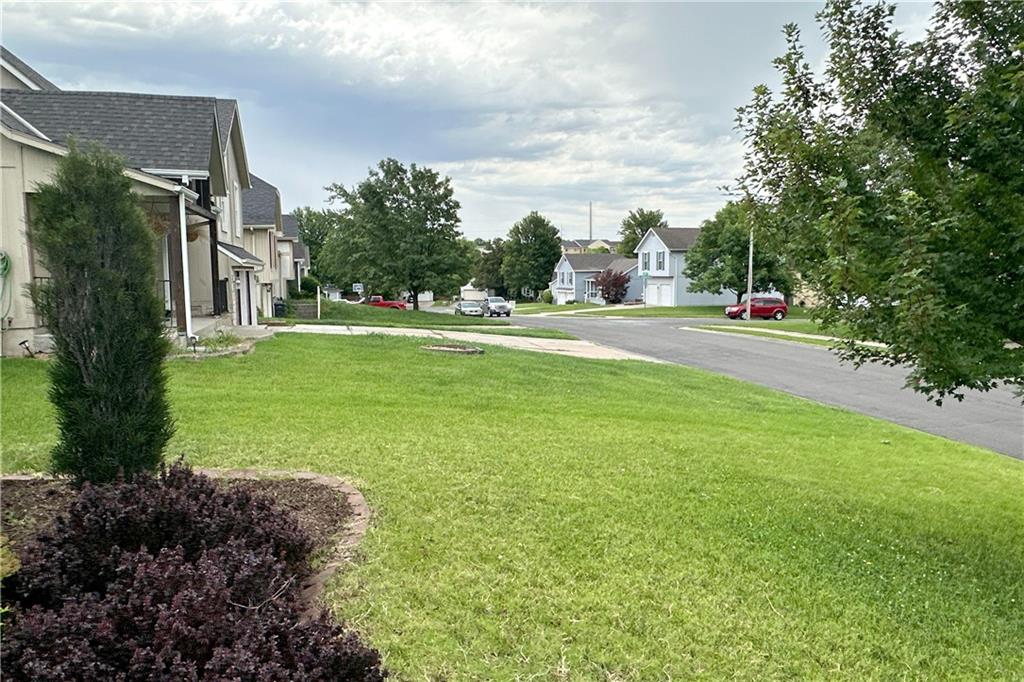 700 Northeast Hunters Ridge Lee's Summit, MO 64086 - Photo 42 of 48