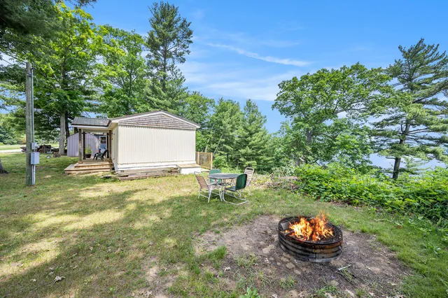 $219,000 | 5710 Pear Avenue, Newaygo, MI 49337