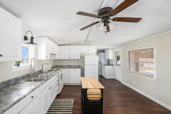 $219,000 | 5710 Pear Avenue, Newaygo, MI 49337