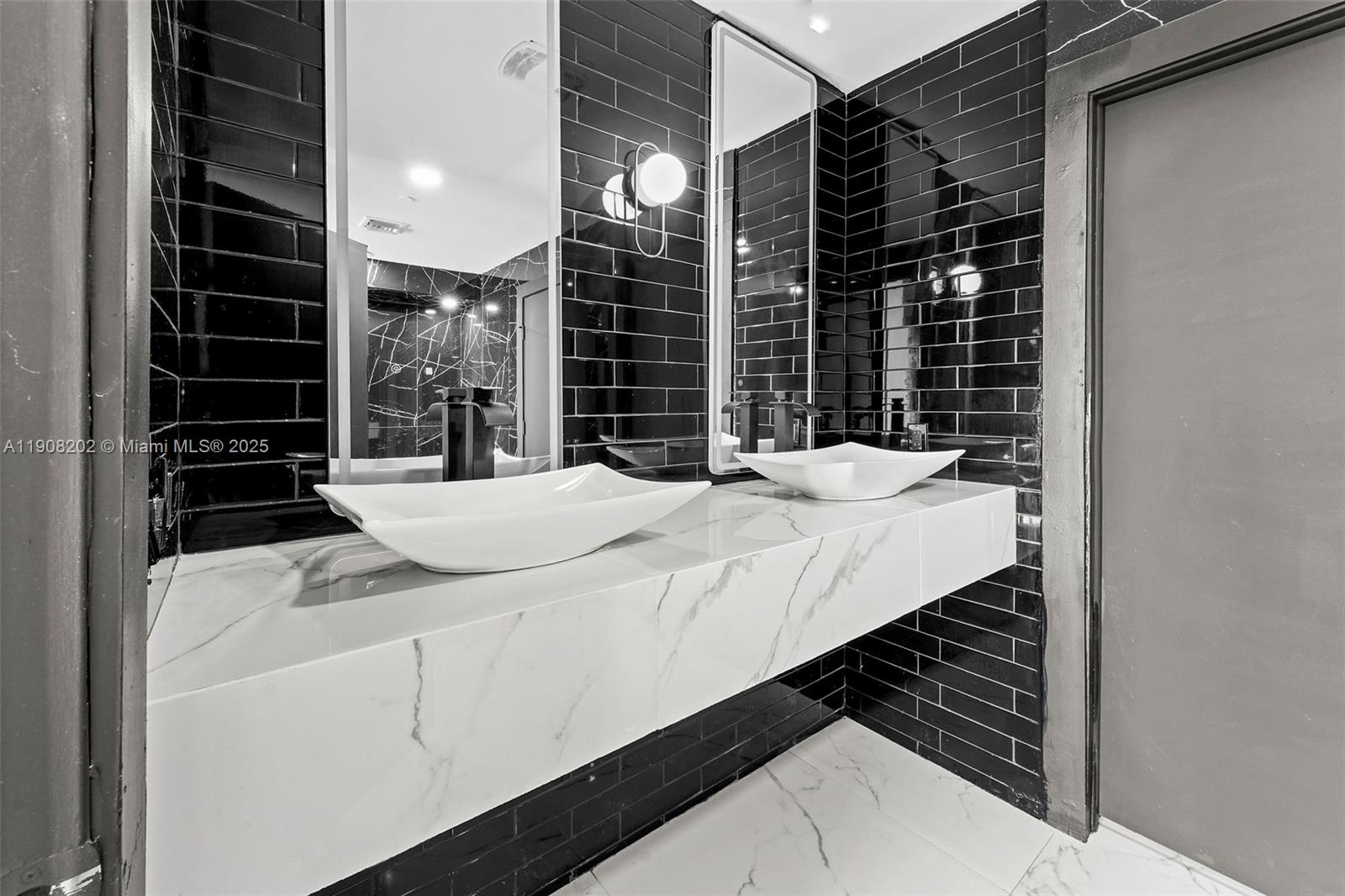 900 Biscayne Boulevard, Unit PH6201 Miami, FL 33132 - Photo 31 of 73