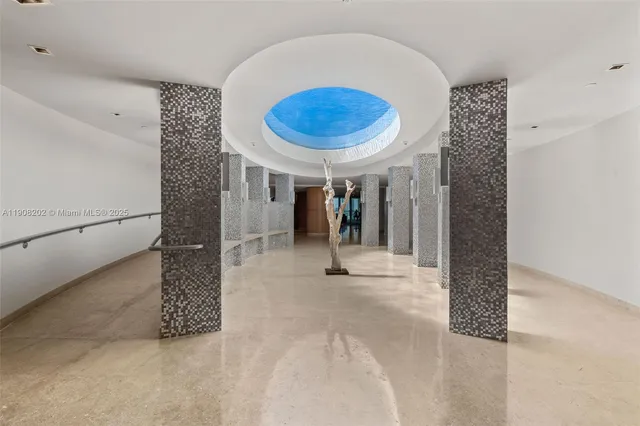 $3,350,000 | 900 Biscayne Boulevard, Unit PH6201, Miami, FL 33132