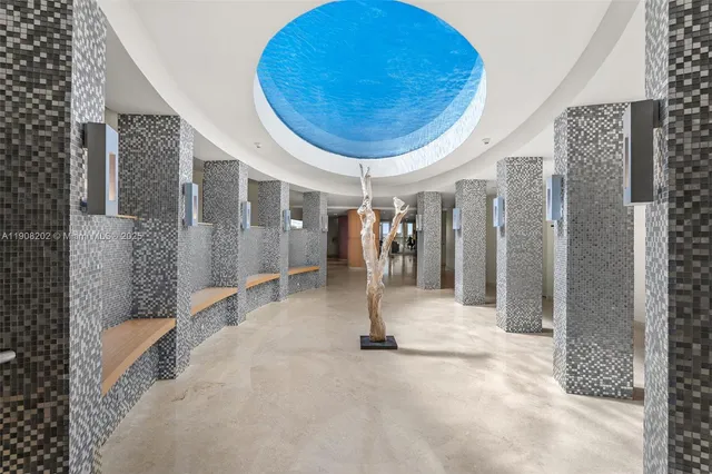 $3,350,000 | 900 Biscayne Boulevard, Unit PH6201, Miami, FL 33132