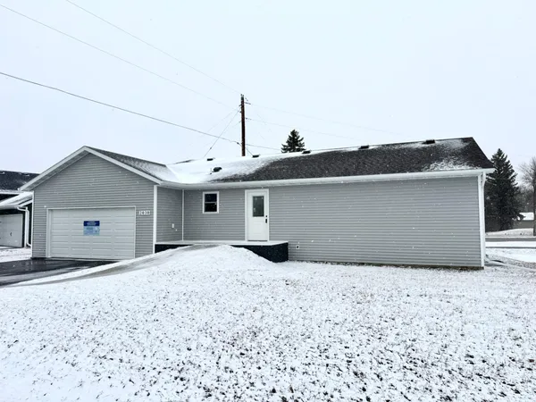 $199,000 | 2030 Nelson Drive, Thief River Falls, MN 56701