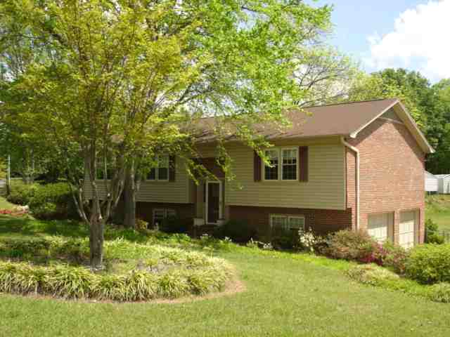 202 Springvale Drive Mauldin, SC 29662 - Photo 1 of 12 Gallery Image 1