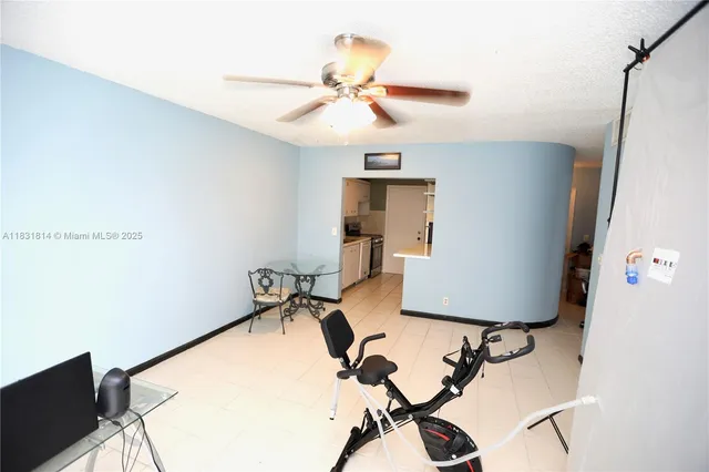 $145,000 | 2171 Northeast 66th Street, Unit 806, Fort Lauderdale, FL 33308