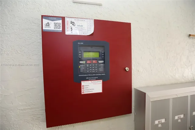 $145,000 | 2171 Northeast 66th Street, Unit 806, Fort Lauderdale, FL 33308