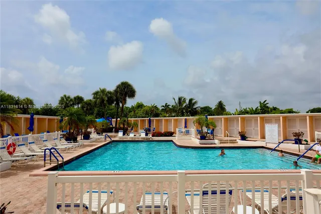 $145,000 | 2171 Northeast 66th Street, Unit 806, Fort Lauderdale, FL 33308