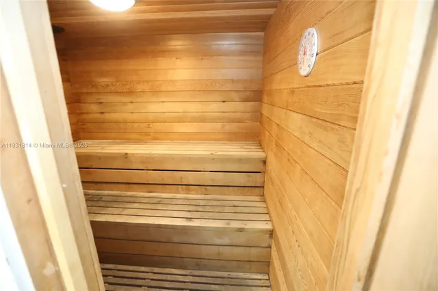 $145,000 | 2171 Northeast 66th Street, Unit 806, Fort Lauderdale, FL 33308