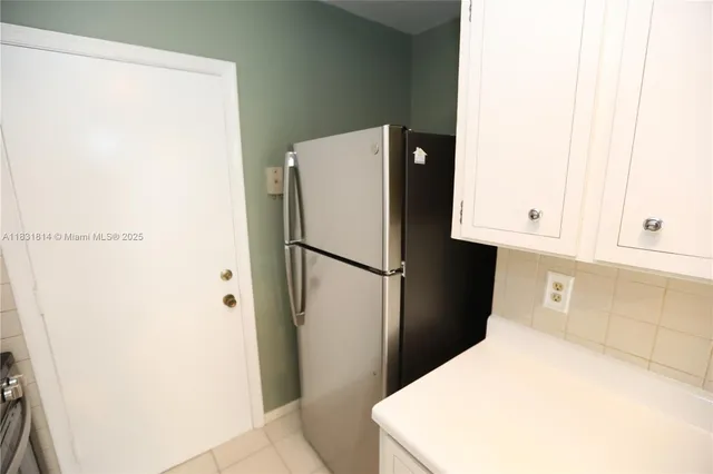 $145,000 | 2171 Northeast 66th Street, Unit 806, Fort Lauderdale, FL 33308
