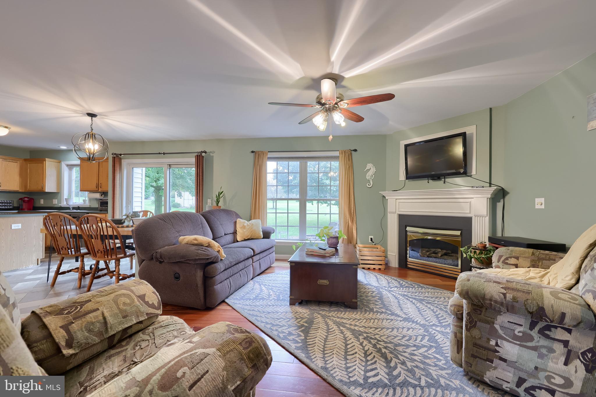 343 Coventry Lane Lititz, PA 17543 - Photo 12 of 63 Gallery Image 12