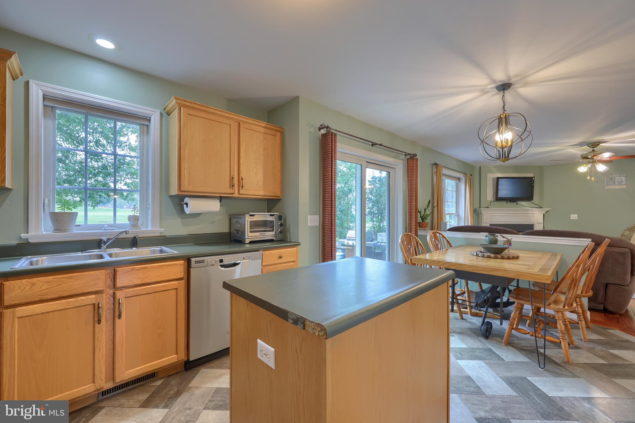 343 Coventry Lane Lititz, PA 17543 - Photo 20 of 63 Gallery Image 20