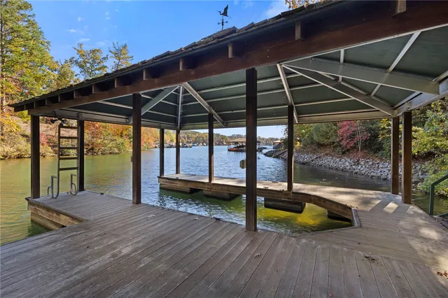 $999,999 | 113 Sunrise Ridge, Sunset, SC 29685